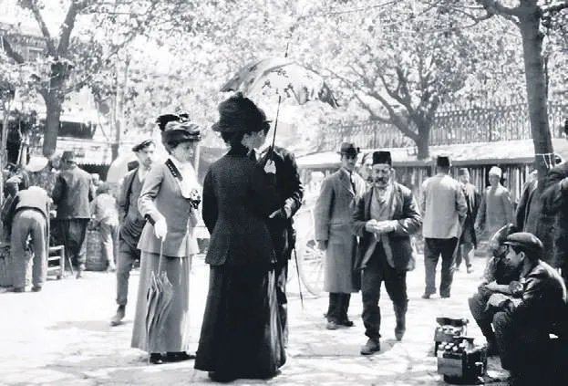 Gönüllerdeki İzmir’in arşivlerdeki kalıntıları