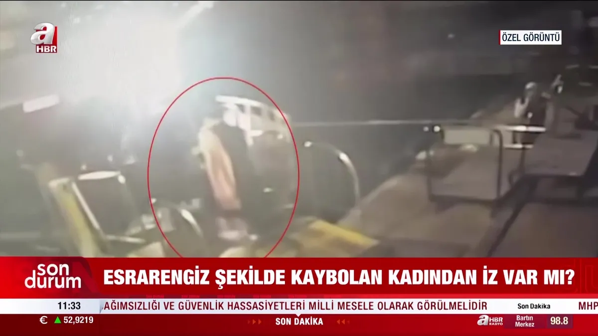 Kadıköy-Beşiktaş vapurunda esrarengiz olay! Kaybolan kadının son görüntüsü A Haber’de! | Video videosunu izle Kadıköy-Beşiktaş vapurunda esrarengiz olay! Kaybolan kadının son görüntüsü A Haber’de! | Video videosunu izle