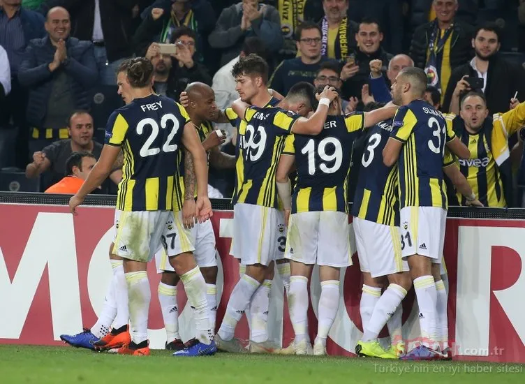 Fenerbahçe - Anderlecht maçından kareler