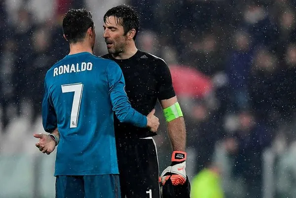 Cristiano Ronaldo, Şampiyonlar Ligi'ne damga vurdu