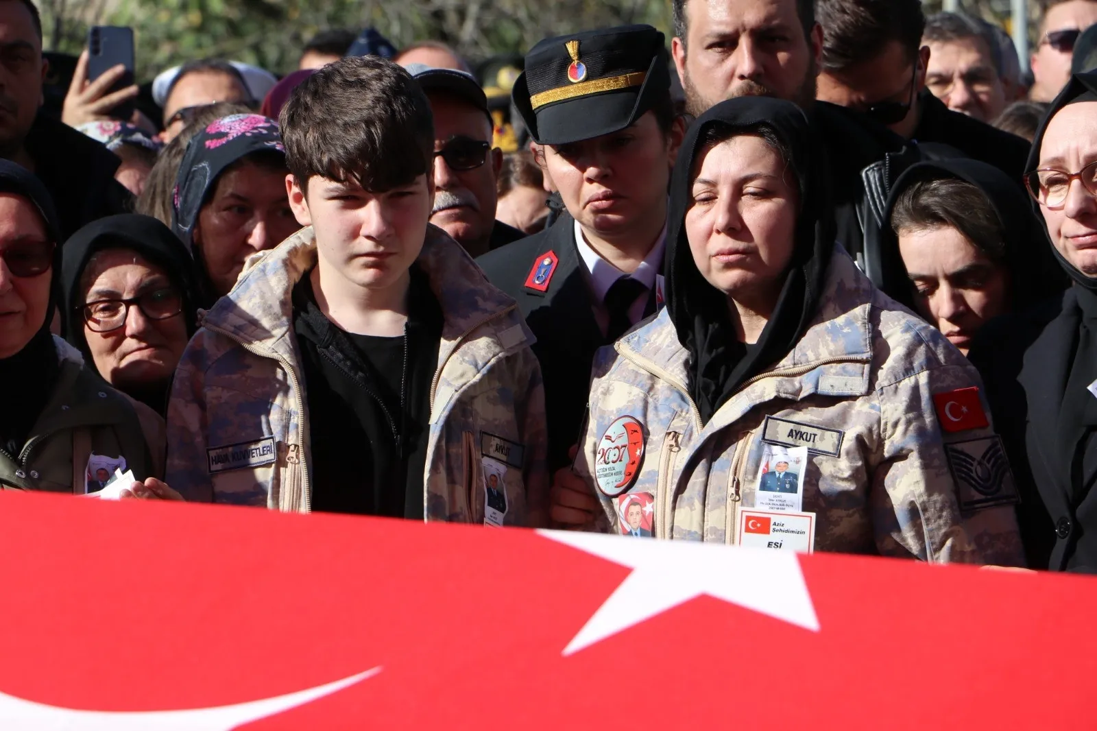 ŞEHİT ASTSUBAY KIDEMLİ BAŞÇAVUŞ İLKER AYKUT'A SON VEDA!