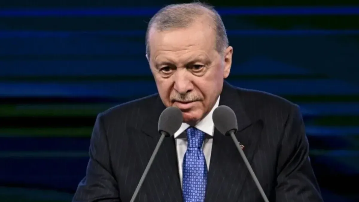 Son dakika | Başkan Erdoğan'dan Azerbaycan Bağımsızlığının Yeniden Tesisi Günü mesajı: Kardeşlerime selamımı iletiyorum haber görseli