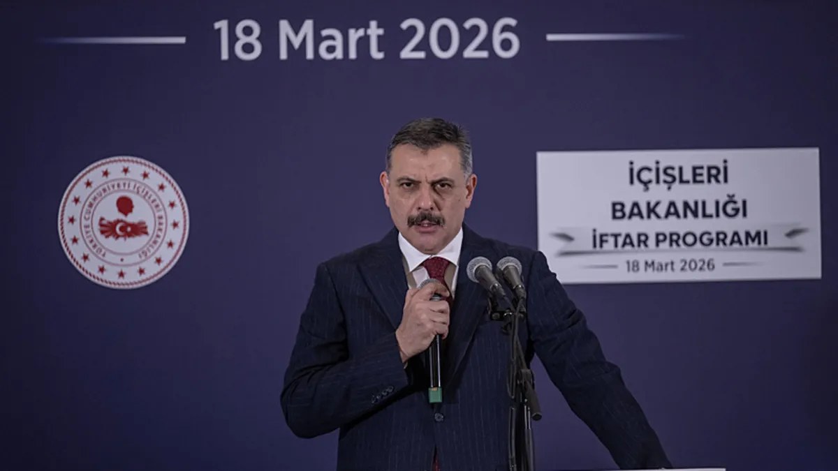 İçişleri Bakanı Çiftçi, Bakanlık personeliyle iftarda buluştu İçişleri Bakanı Çiftçi, Bakanlık personeliyle iftarda buluştu