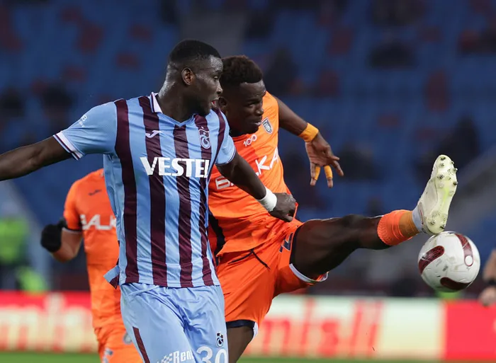 son-dakika-haberi-trabzonspor-basaksehir-engeline-takildi-akyazida-kazanan-cikmadi-1703354048278.jpg