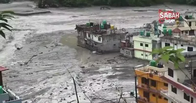 Nepal’i sel ve heyelan vurdu: 11 ölü, 25 kayıp | Video