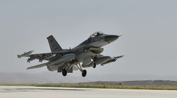 Yunanistan’ın F-16 hazımsızlığı! Bakan Çavuşoğlu’nun sözlerini böyle çarpıttılar