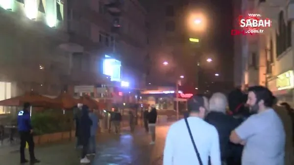 İstanbul Taksim'de çıkan yangında turistler ne sosyal mesafeye uydu ne de maske taktı