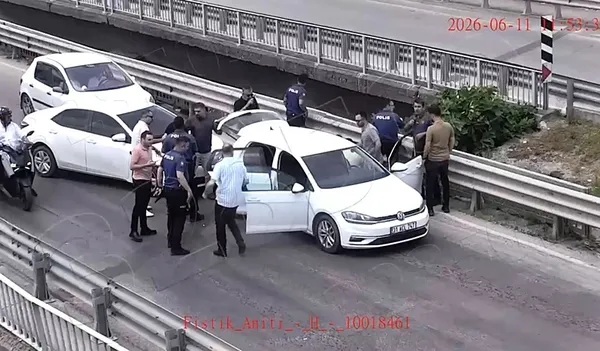 cezaevi-onunde-dehset-sacan-supheliler-yakalandi-1781594593580.jpg
