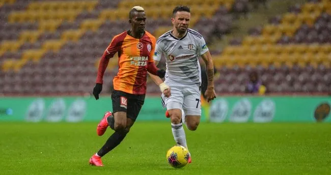 4 büyüklerde 29 futbolcuya sözleşme ayarı
