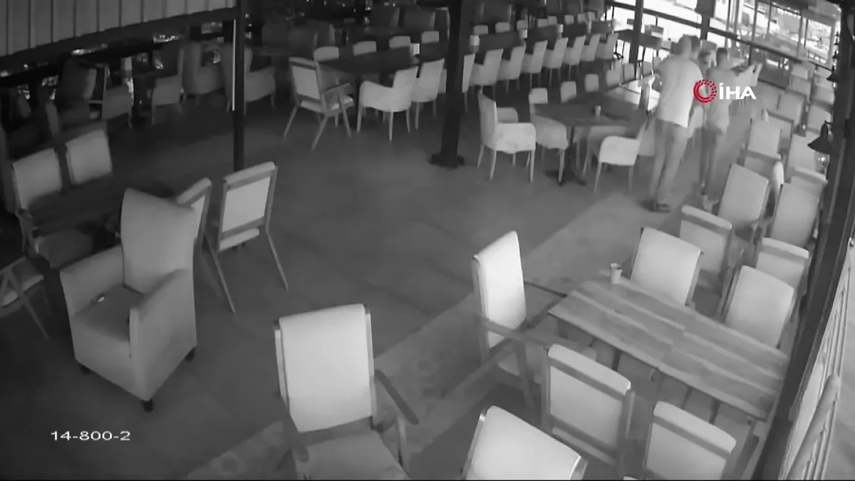 Çifte cinayetten önce feci şekilde darp edilme anları ortaya çıktı | Video videosunu izle Çifte cinayetten önce feci şekilde darp edilme anları ortaya çıktı | Video videosunu izle