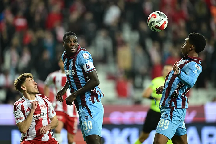 canli-super-ligde-antalyaspor-trabzonspor-maci-1769794304153.jpeg