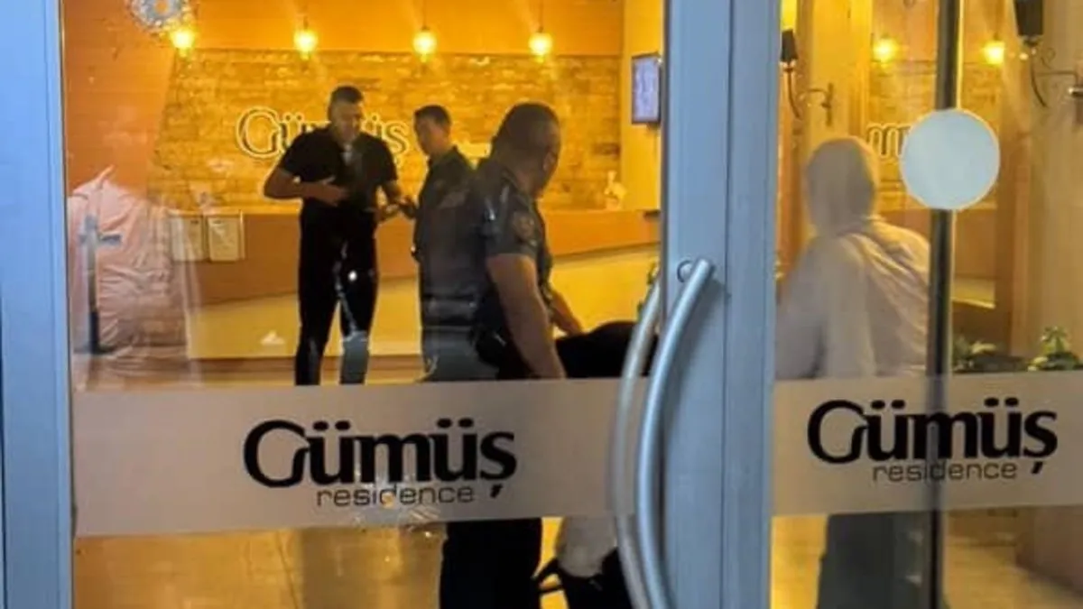 Esenyurt'ta dehşet anları! Döner restoranına kurşun yağmuru: 100 liraya satıldığı için...