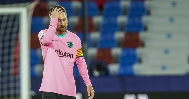 Son dakika: Lionel Messi’nin geleceği belirsizliğini koruyor! Barcelona’dan ayrılabileceği iddia edildi...