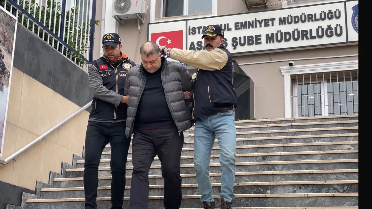 SON DAKİKA… Milyonluk gayrimenkulleri tehdit, şantaj ve sahte belgeyle ele geçirmişti! Kanlı tapu çetesi lideri Çetin Acar yakalandı
