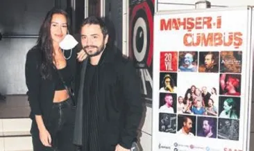 Aşıkların tiyatro keyfi