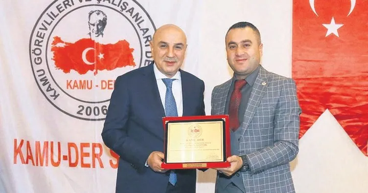 Başkan Altınok’a iki ödül birden