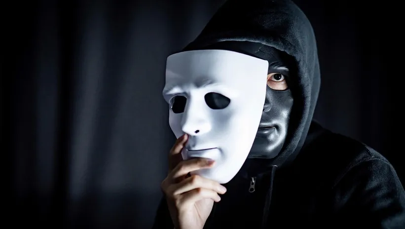 ‘Dost görünümlü düşman’lar!