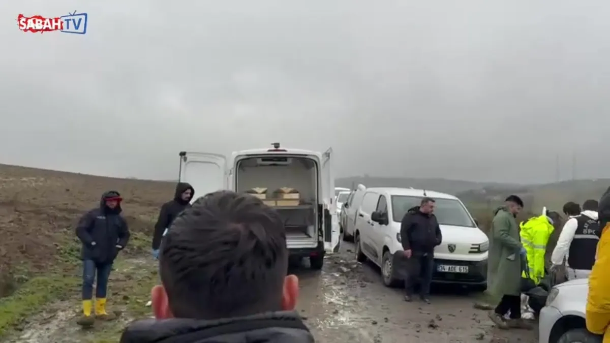 Arnavutköy’de sır ölüm: Çinli iş insanı elleri, ayakları ve ağzı koli bandıyla bağlı halde bulundu! videosunu izle Arnavutköy’de sır ölüm: Çinli iş insanı elleri, ayakları ve ağzı koli bandıyla bağlı halde bulundu! videosunu izle