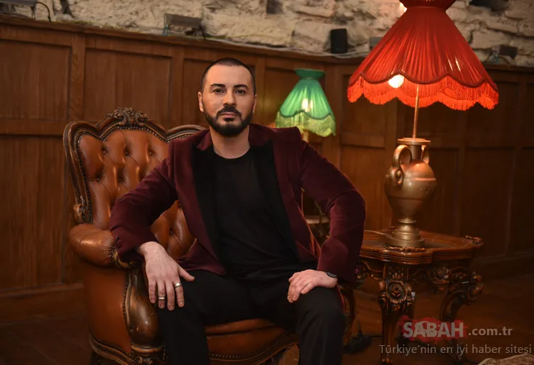 90’ların unutulmaz ismi Rober Hatemo’nun son hali inanılmaz! Ünlü şarkıcı kaslı vücudu ile sosyal medyaya damga vurdu!