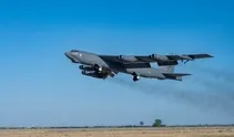 ABD’de B-52 bombardıman uçağı düştü