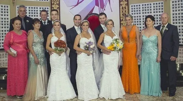 Brezilyalı üçüzlere toplu düğün