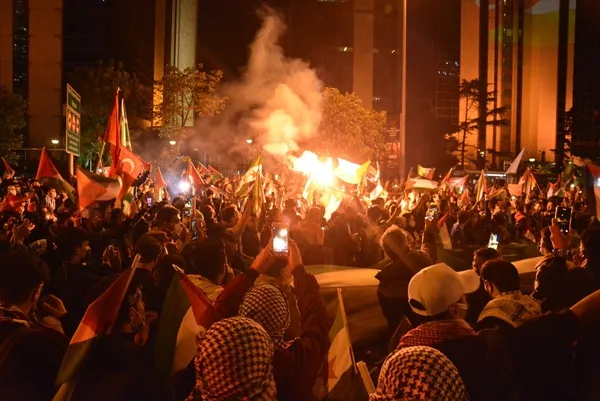 5-bin-kisi-israil-terorunu-protesto-etti-1620767387032.jpg 5 bin kişi İsrail terörünü protesto etti