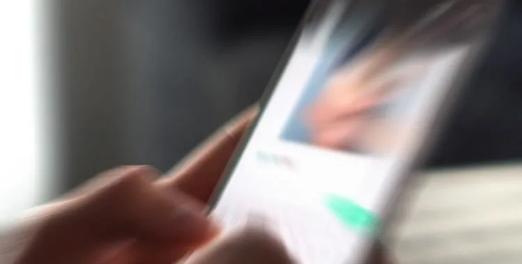 SON DAKİKA | Flört uygulamasında hayatının şokunu yaşadı! Ceren sandı hesabı Bülent çıktı: Çıplak fotoğraf şantajı