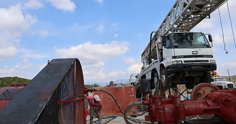 Adana’nın Kozan ilçesinde petrol arama çalışmaları başladı