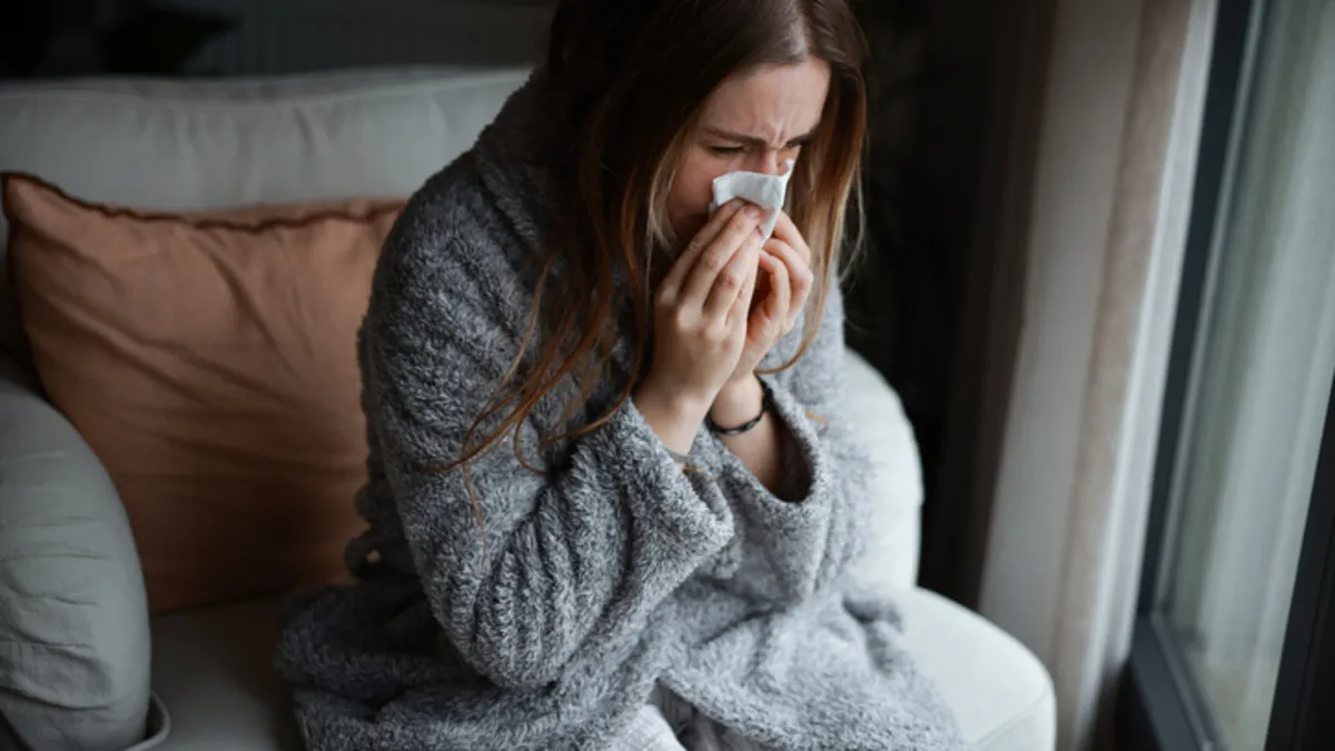 Bir türlü geçmeyen gribe dikkat! Hayati tehlike taşıyor Bir türlü geçmeyen gribe dikkat! Hayati tehlike taşıyor