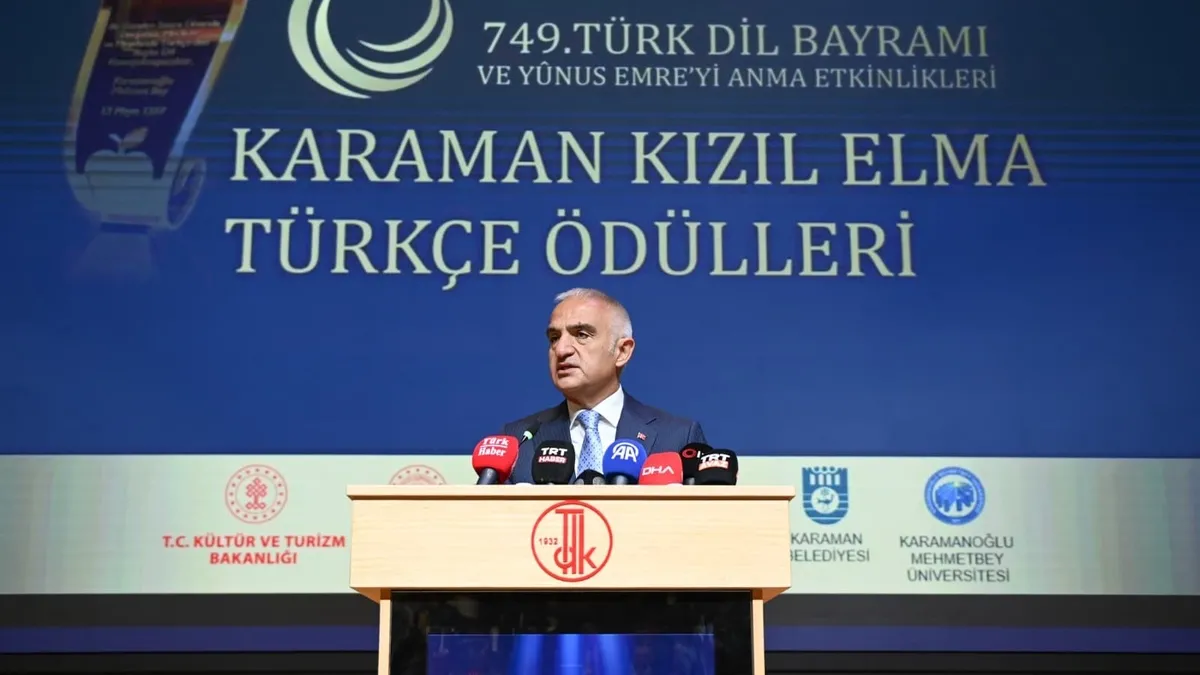 Kültür ve Turizm Bakanı Ersoy: “Türkçe, Türkistan’dan Anadolu’ya uzanan medeniyetin sesidir” Kültür ve Turizm Bakanı Ersoy: “Türkçe, Türkistan’dan Anadolu’ya uzanan medeniyetin sesidir”