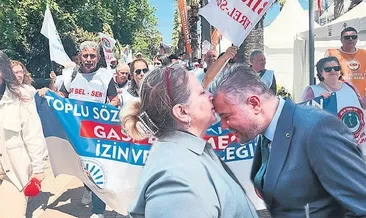 Phuket aslanına pişkin öpücük