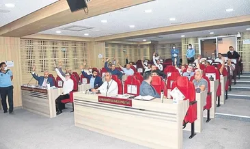 Başkan Aksoy’un yetkileri alındı