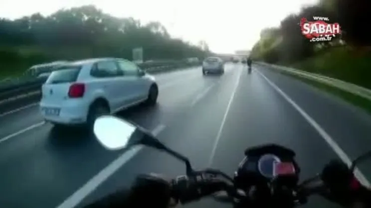 TEM Otoyolu’nda motosikletlinin ölümden döndüğü “makas” terörü kamerada | Video