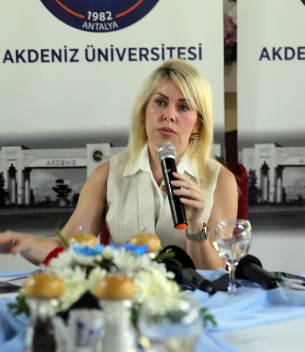 1100-donumluk-alan-antalya-tarim-teknokenti-ile-tarim-inovasyon-merkezine-donusecek-1784812107085.jpg