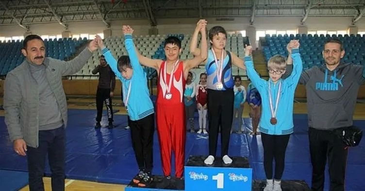 Erzincan’da Özel Sporcular Jimnastik şampiyonası yapıldı