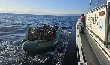 İzmir açıklarında 104 düzensiz göçmen yakalandı #izmir
