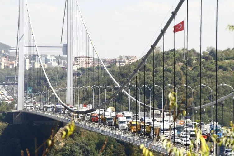 İstanbul trafiğini kilitleyen eylem