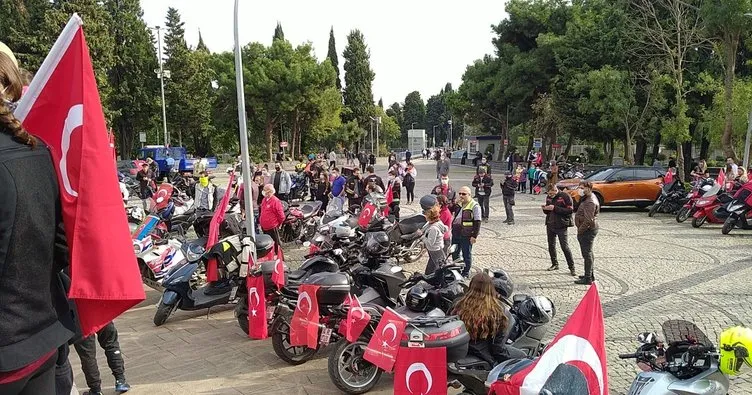 Yüzlerce motosikletli 29 Ekim Cumhuriyet Bayramında şehitliği ziyaret etti