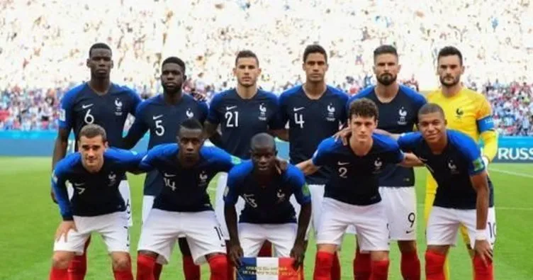 Fransa Milli Takımı oyuncusu madalyasını 71 bin dolara sattı