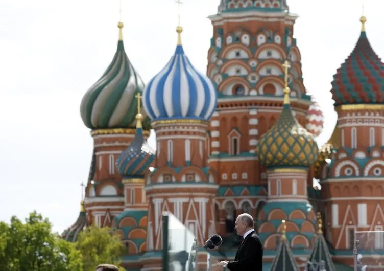 Merakla beklenen konuşma! Kızıl Meydan’dan dünyaya seslendi: Putin Batı’yı hedef aldı