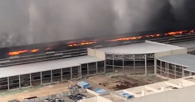 Çin’de korkutan yangın: Araba fabrikasını alevler sardı