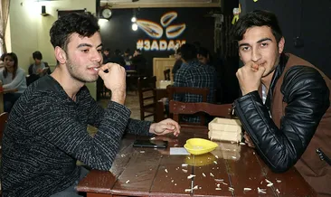 Van’da ‘çekirdek’ kafeye yoğun ilgi