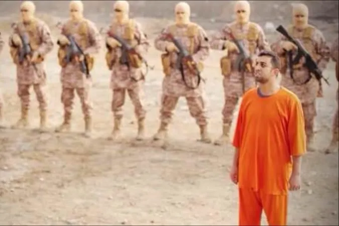 IŞİD’e özenip arkadaşlarını yaktılar
