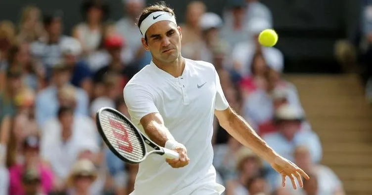 Roger Federer rekorla ikinci turda