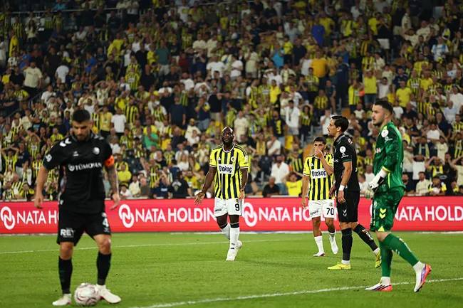 son-dakika-haberi-fenerbahce-konyasporu-4-golle-gecti-mason-greenwood-yildizlasti-1787431680732.jpeg