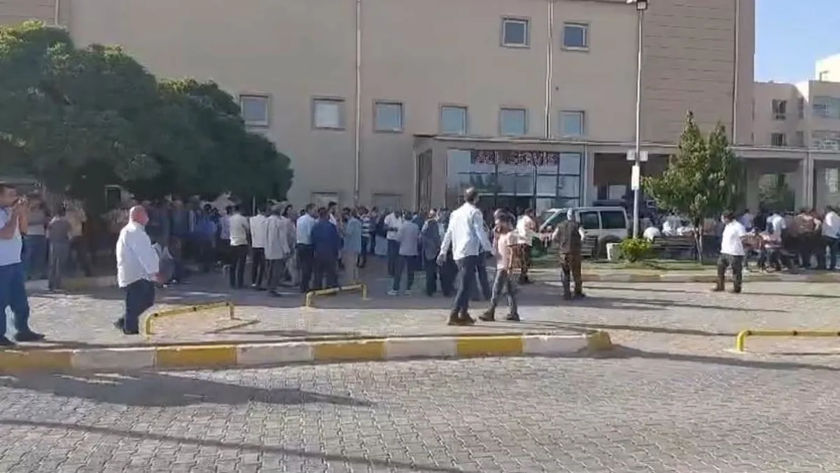 Viranşehir’de silahlı kavga: 2 ölü, 1 yaralı Viranşehir’de silahlı kavga: 2 ölü, 1 yaralı
