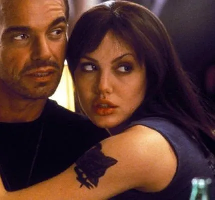 Dünden bugüne Angelina Jolie