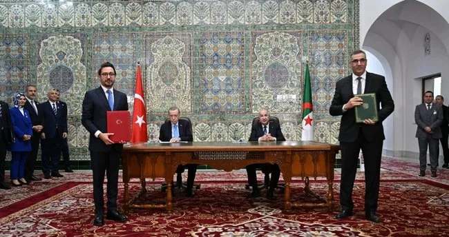 Türkiye ile Cezayir arasında 12 anlaşma imzalandı Türkiye ile Cezayir arasında 12 anlaşma imzalandı