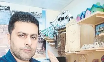 Ahşabı sanata dönüştürüyor