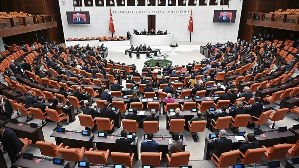 SON DAKİKA… Ali Mahir Başarır’ın da aralarında olduğu 10 vekilin dokunulmazlık dosyası TBMM’ye sevk edildi SON DAKİKA… Ali Mahir Başarır’ın da aralarında olduğu 10 vekilin dokunulmazlık dosyası TBMM’ye sevk edildi